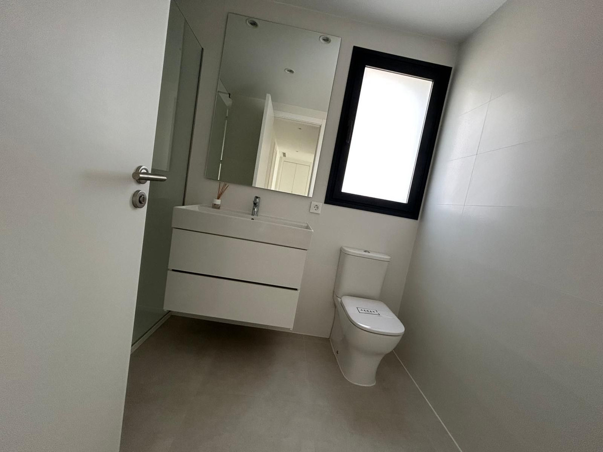 Apartamentos de 3 dormitorios en venta en Selwo – R5104318 Apartamentos de 3 dormitorios en venta en Selwo – R5104318