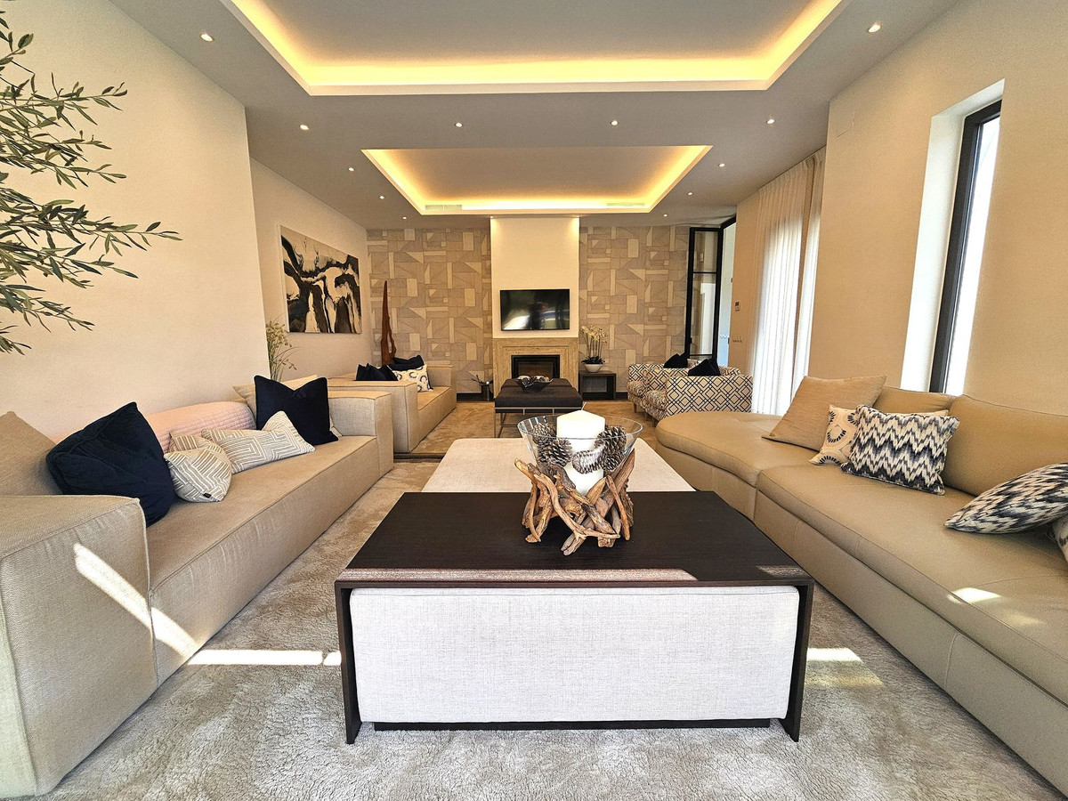 4 bedroom Villas for sale in Benahav�s – R5138845 4 bedroom Villas for sale in Benahav�s – R5138845