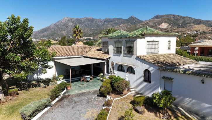 Villas de 4 dormitorios en venta en Marbella – R5154985 Villas de 4 dormitorios en venta en Marbella – R5154985 en