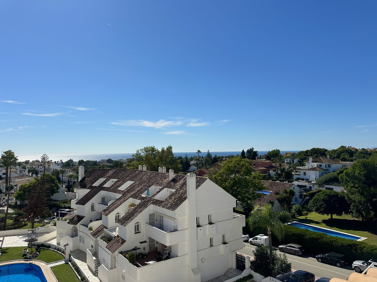 Apartamentos de 2 dormitorios en venta en Nueva Andalucía – R4993951 Apartamentos de 2 dormitorios en venta en Nueva Andalucía – R4993951