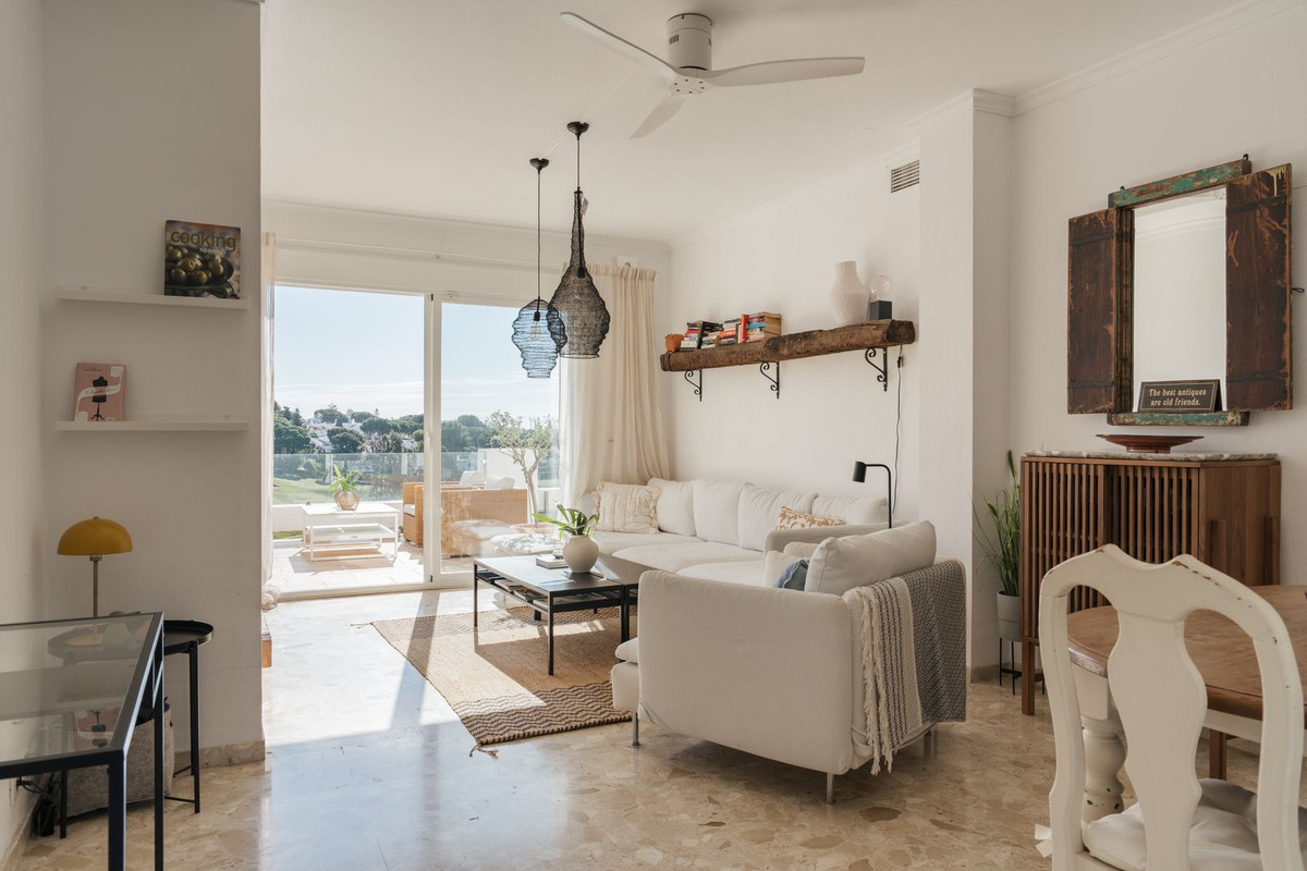 Aticos de 2 dormitorios en venta en Nueva Andalucía – R5373757 Aticos de 2 dormitorios en venta en Nueva Andalucía – R5373757