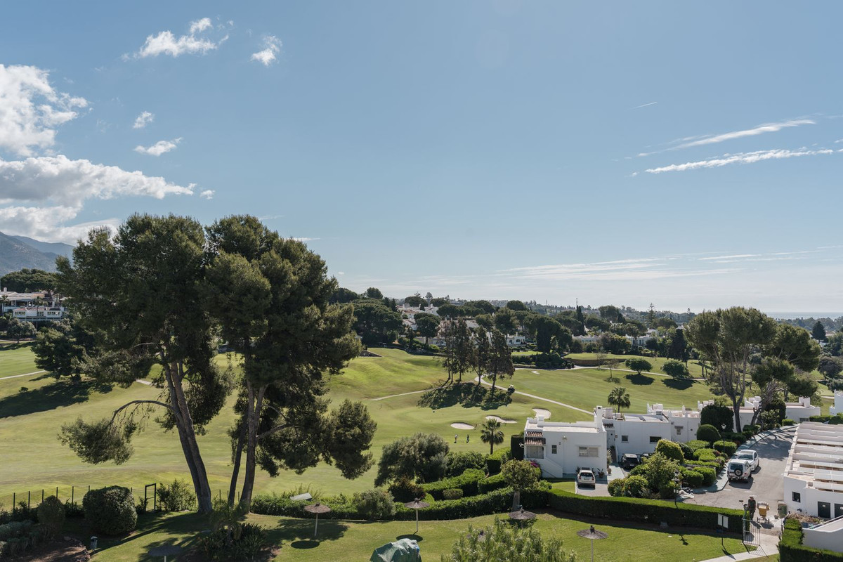 Aticos de 2 dormitorios en venta en Nueva Andalucía – R5373757 Aticos de 2 dormitorios en venta en Nueva Andalucía – R5373757