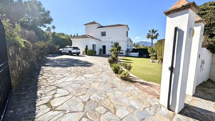 Villas de 5 dormitorios en venta en Nueva Andaluc�a – R5264770 Villas de 5 dormitorios en venta en Nueva Andaluc�a – R5264770 en