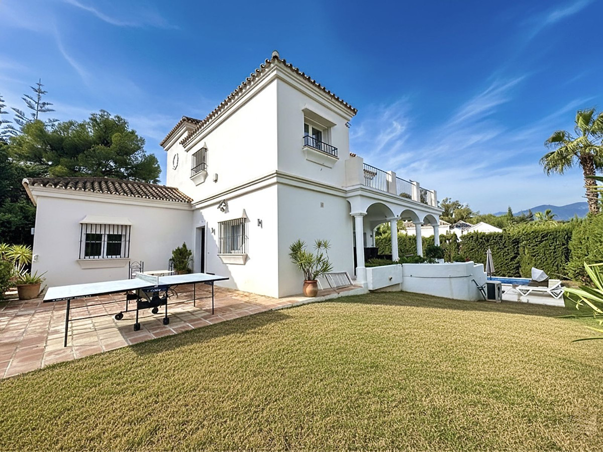 Villas de 5 dormitorios en venta en Nueva Andaluc�a – R5264770 Villas de 5 dormitorios en venta en Nueva Andaluc�a – R5264770