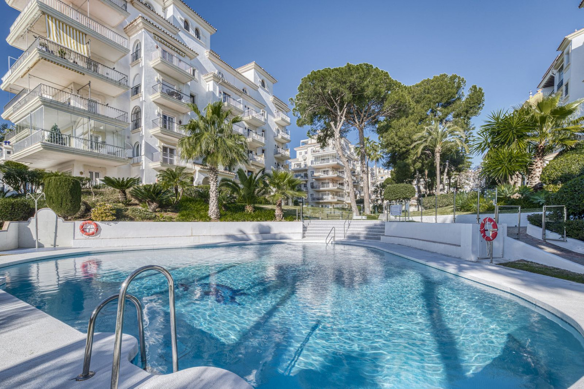 3 bedroom Apartments for sale in Puerto Banús – R5370103 3 bedroom Apartments for sale in Puerto Banús – R5370103