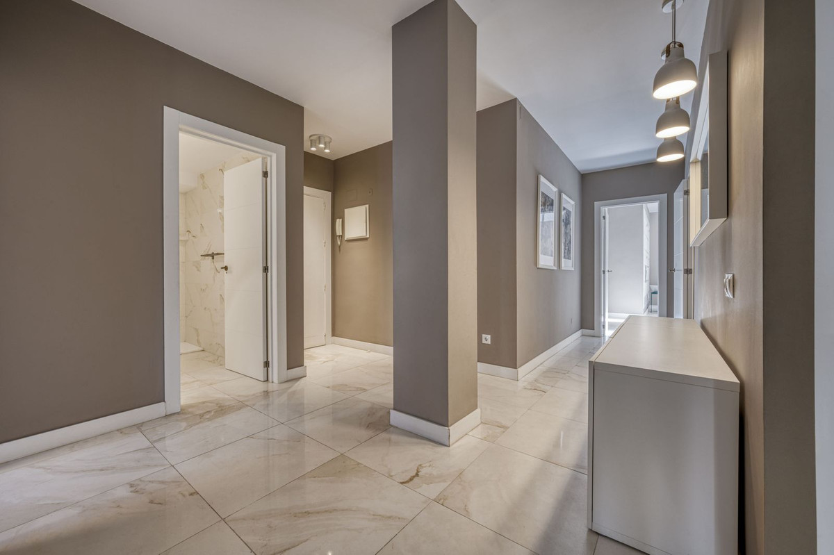 3 bedroom Apartments for sale in Puerto Banús – R5370103 3 bedroom Apartments for sale in Puerto Banús – R5370103
