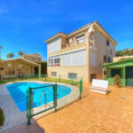 6 bedroom Villas for sale in Marbella – R4269787 6 bedroom Villas for sale in Marbella – R4269787