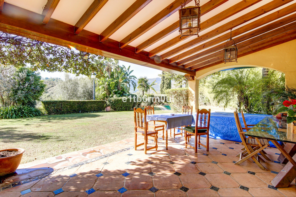 Villas de 5 dormitorios en venta en Ojén – R4913407 Villas de 5 dormitorios en venta en Ojén – R4913407
