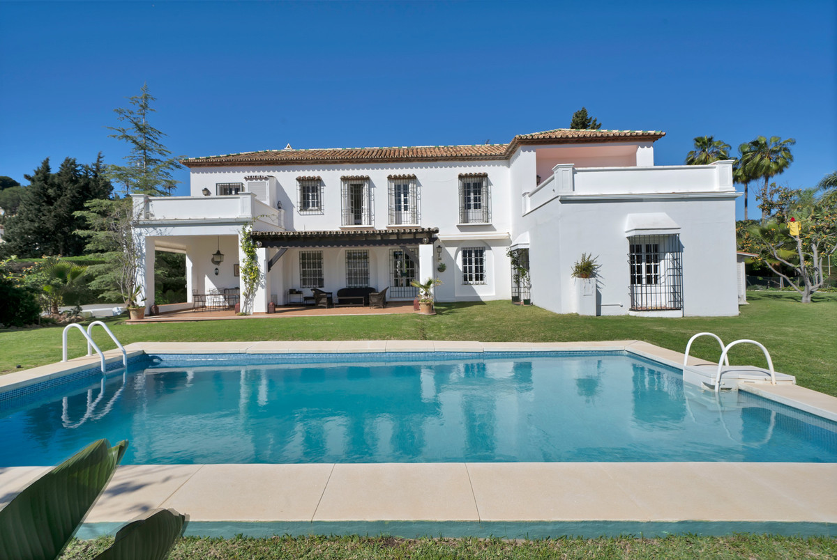 Villas de 6 dormitorios en venta en Las Brisas – R4993696 Villas de 6 dormitorios en venta en Las Brisas – R4993696