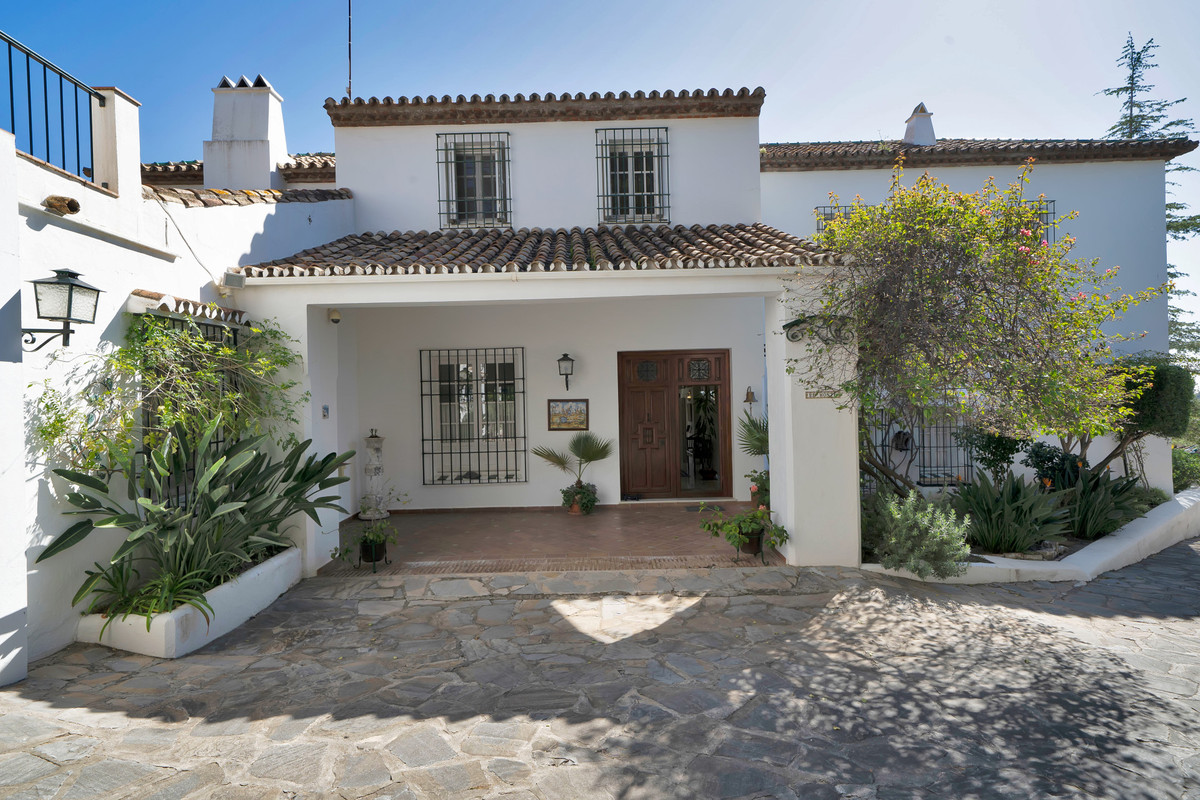 Villas de 6 dormitorios en venta en Las Brisas – R4993696 Villas de 6 dormitorios en venta en Las Brisas – R4993696