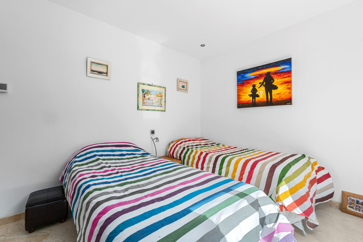 Villas de 5 dormitorios en venta en San Pedro de Alcántara – R5348251 Villas de 5 dormitorios en venta en San Pedro de Alcántara – R5348251