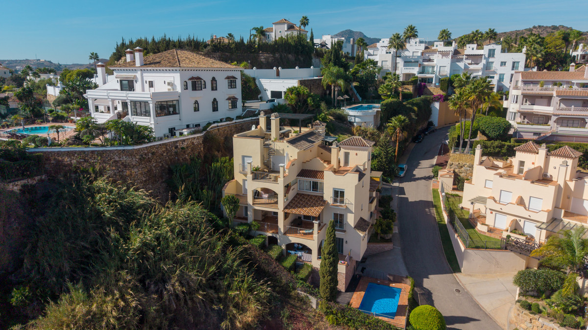 Apartamentos de 2 dormitorios en venta en Benahav�s – R5255638 Apartamentos de 2 dormitorios en venta en Benahav�s – R5255638