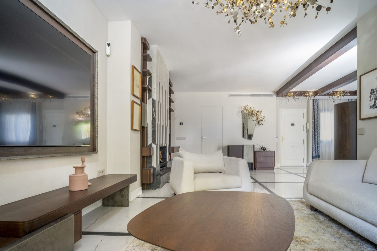 Apartamentos de 3 dormitorios en venta en Nueva Andalucía – R5211835 Apartamentos de 3 dormitorios en venta en Nueva Andalucía – R5211835