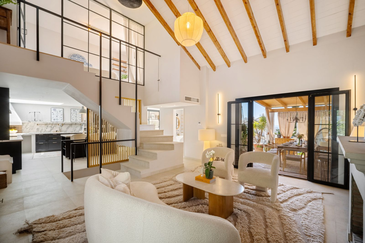 4 bedroom Townhouses for sale in Marbella – R5012860 4 bedroom Townhouses for sale in Marbella – R5012860