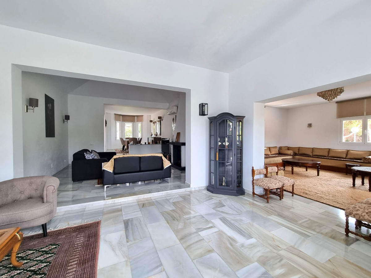 3 bedroom Villas for sale in Calahonda – R5300845 3 bedroom Villas for sale in Calahonda – R5300845