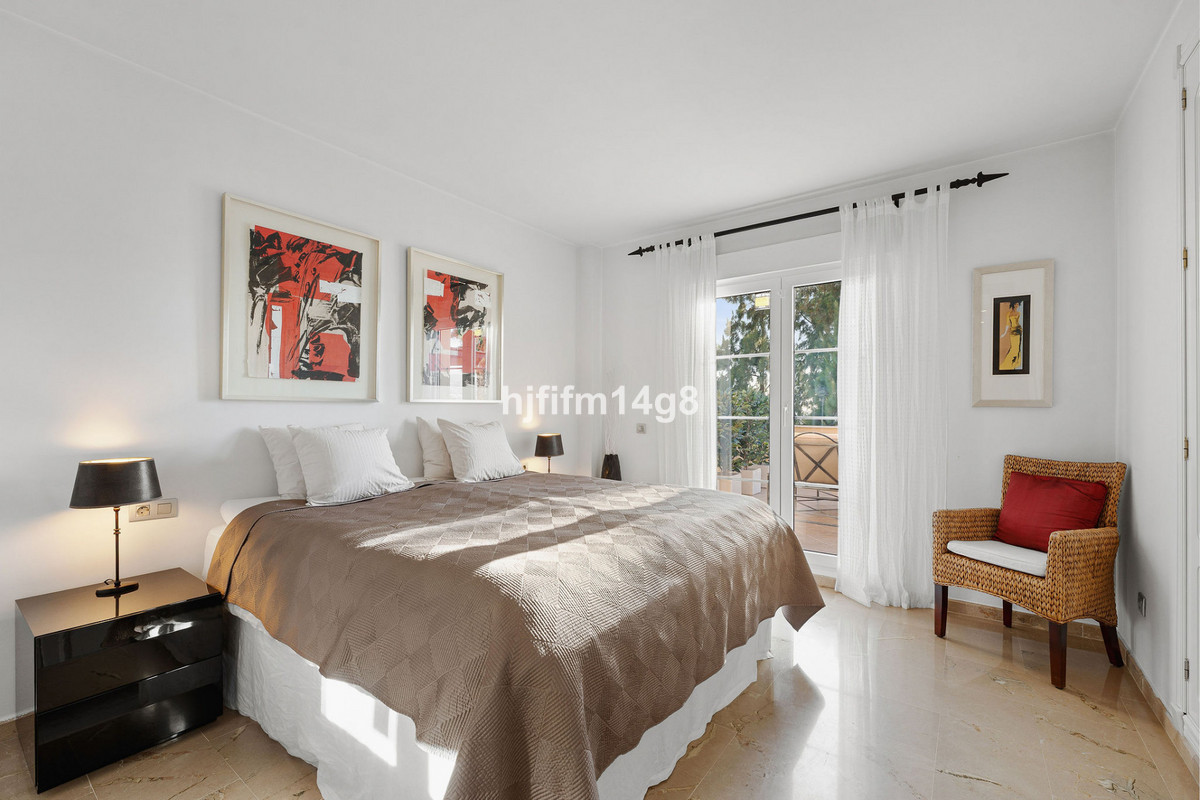 Aticos de 3 dormitorios en venta en Nueva Andaluc�a – R5216806 Aticos de 3 dormitorios en venta en Nueva Andaluc�a – R5216806