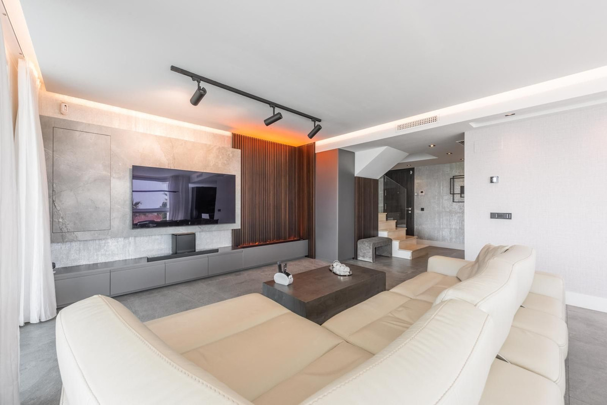 3 bedroom Penthouses for sale in La Quinta – R4943296 3 bedroom Penthouses for sale in La Quinta – R4943296