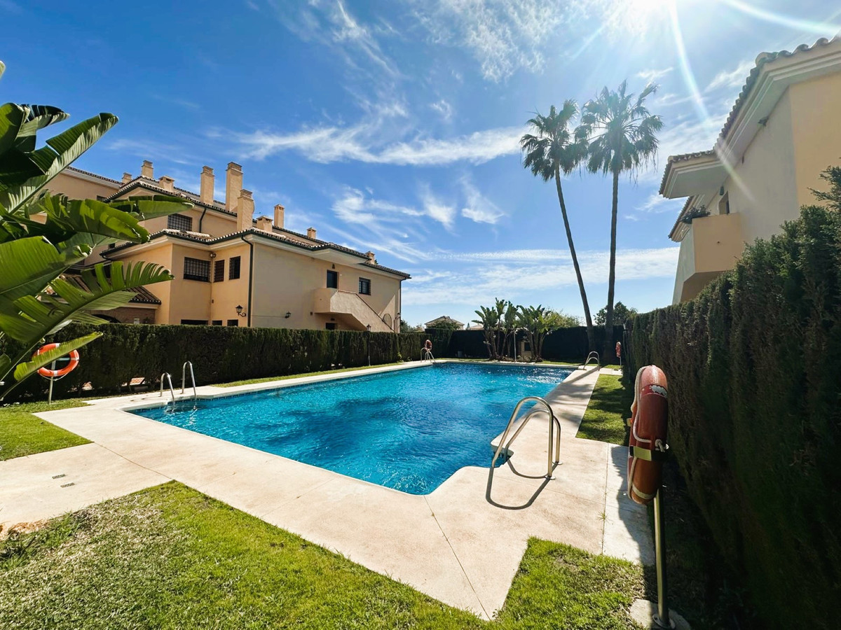 Apartamentos de 2 dormitorios en venta en San Pedro de Alcántara – R5330089 Apartamentos de 2 dormitorios en venta en San Pedro de Alcántara – R5330089
