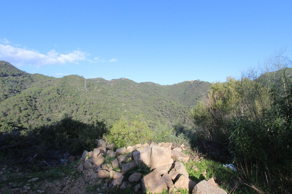Plots for sale in Benahav�s – R5332990 Plots for sale in Benahav�s – R5332990