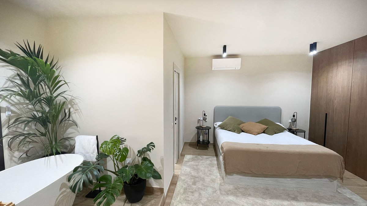 2 bedroom Apartments for sale in Puerto Banús – R4357537 2 bedroom Apartments for sale in Puerto Banús – R4357537