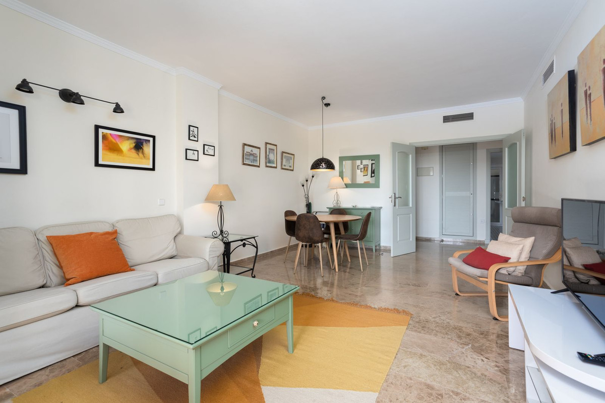 Apartamentos de 2 dormitorios en venta en San Pedro de Alcántara – R3874297 Apartamentos de 2 dormitorios en venta en San Pedro de Alcántara – R3874297
