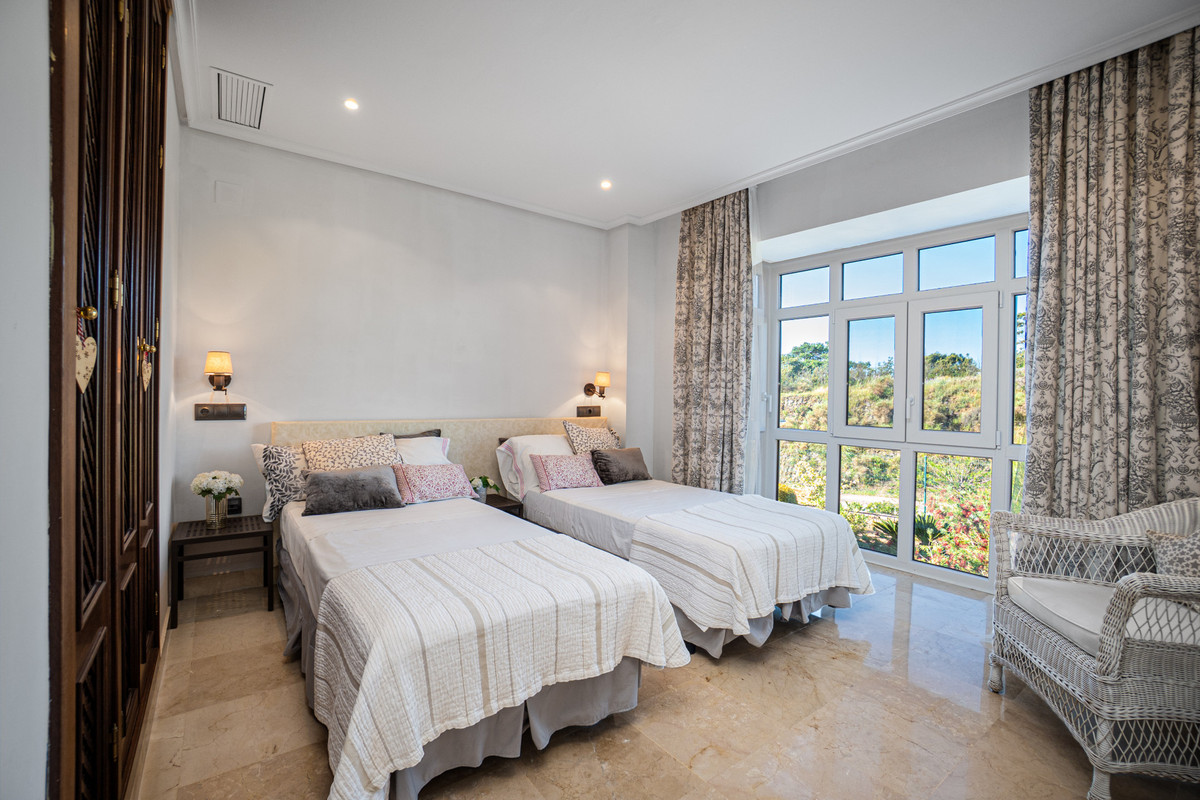 Apartamentos de 3 dormitorios en venta en Marbella – R5032465 Apartamentos de 3 dormitorios en venta en Marbella – R5032465