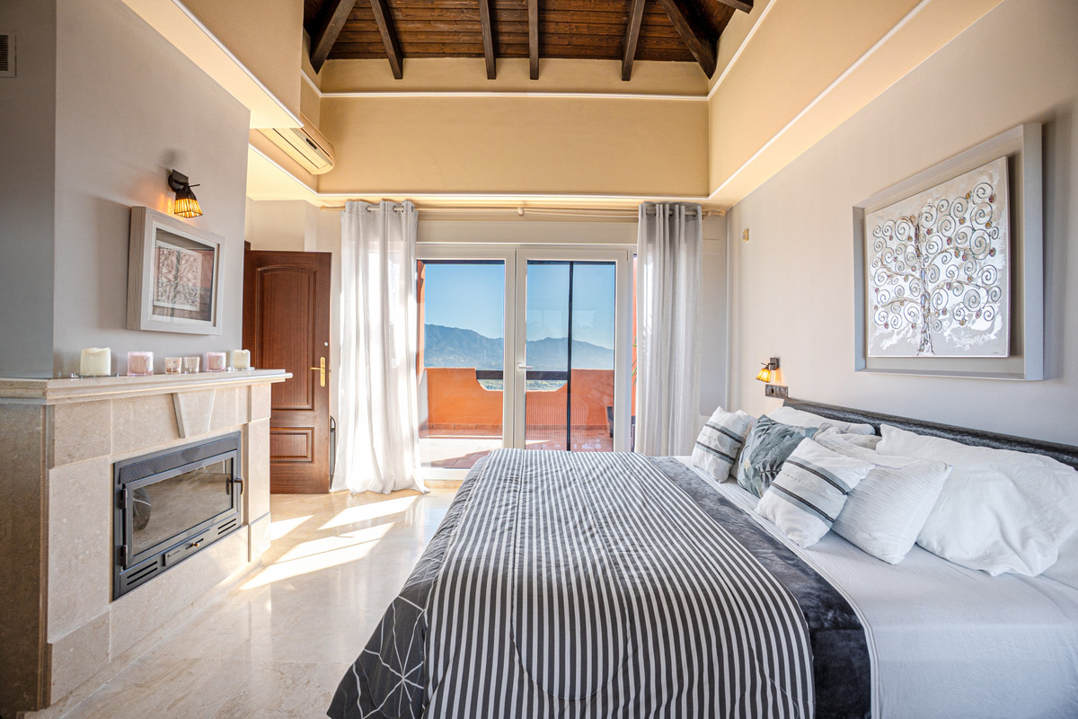 Apartamentos de 3 dormitorios en venta en Marbella – R5032465 Apartamentos de 3 dormitorios en venta en Marbella – R5032465