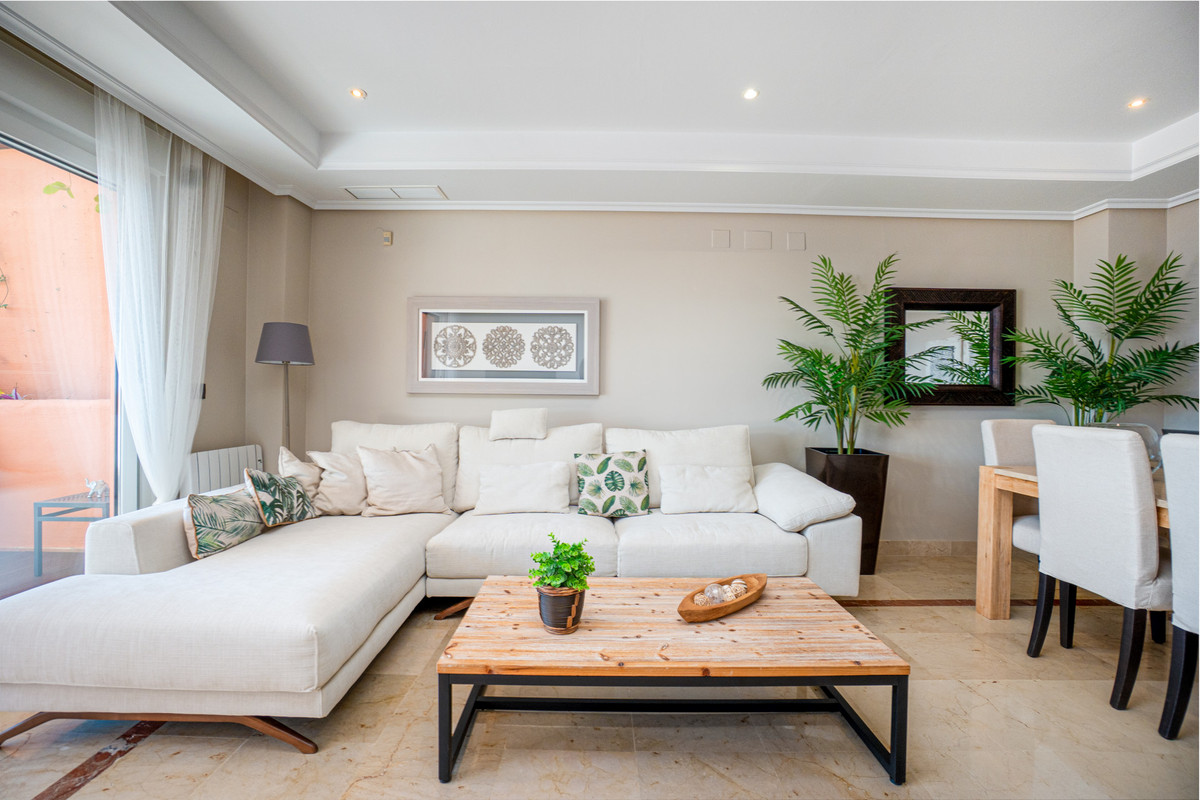 Apartamentos de 3 dormitorios en venta en Marbella – R5032465 Apartamentos de 3 dormitorios en venta en Marbella – R5032465