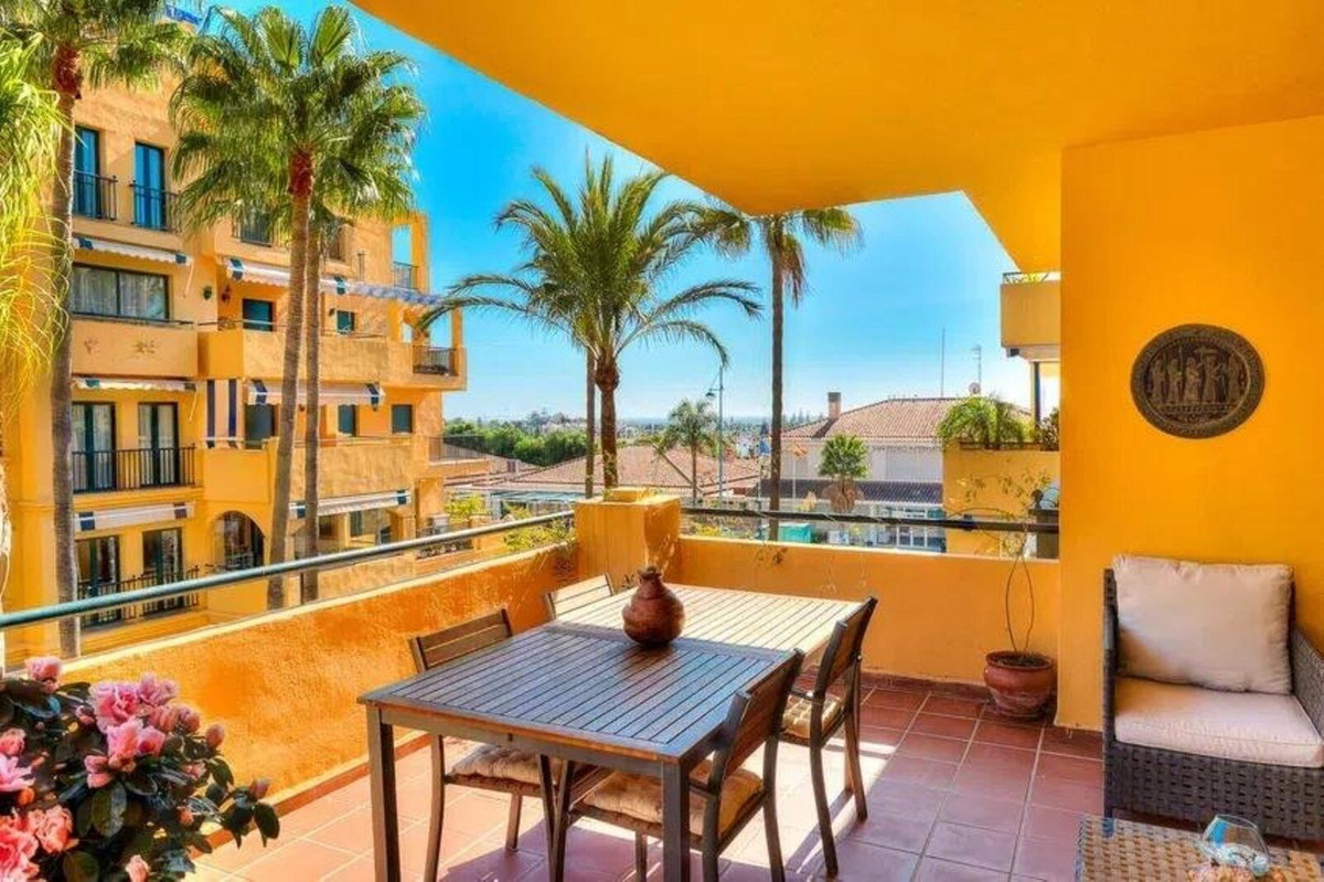 Apartamentos de 3 dormitorios en venta en San Pedro de Alc�ntara – R5307286 Apartamentos de 3 dormitorios en venta en San Pedro de Alc�ntara – R5307286