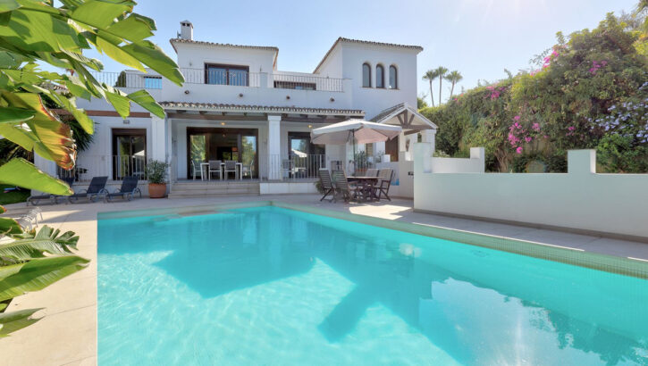 5 bedroom Villas for sale in El Rosario – R5370928 5 bedroom Villas for sale in El Rosario – R5370928 in