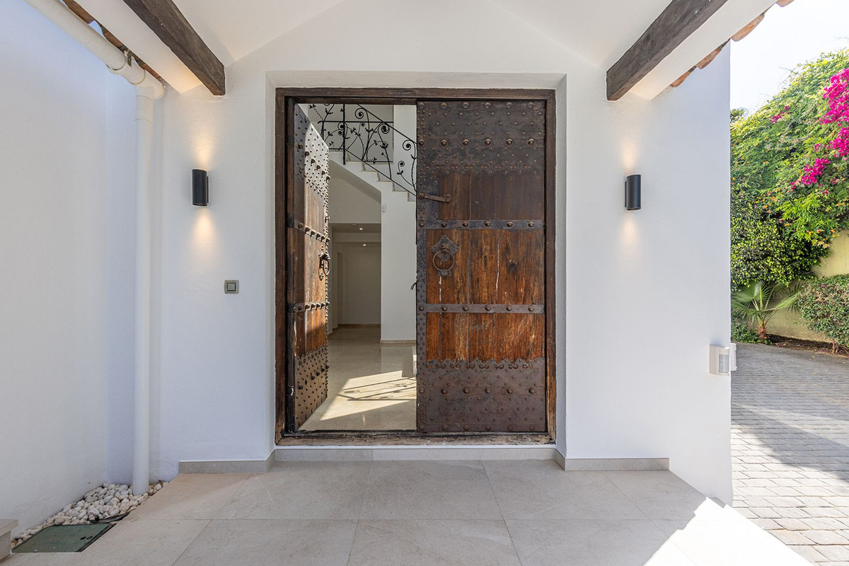 5 bedroom Villas for sale in El Rosario – R5370928 5 bedroom Villas for sale in El Rosario – R5370928