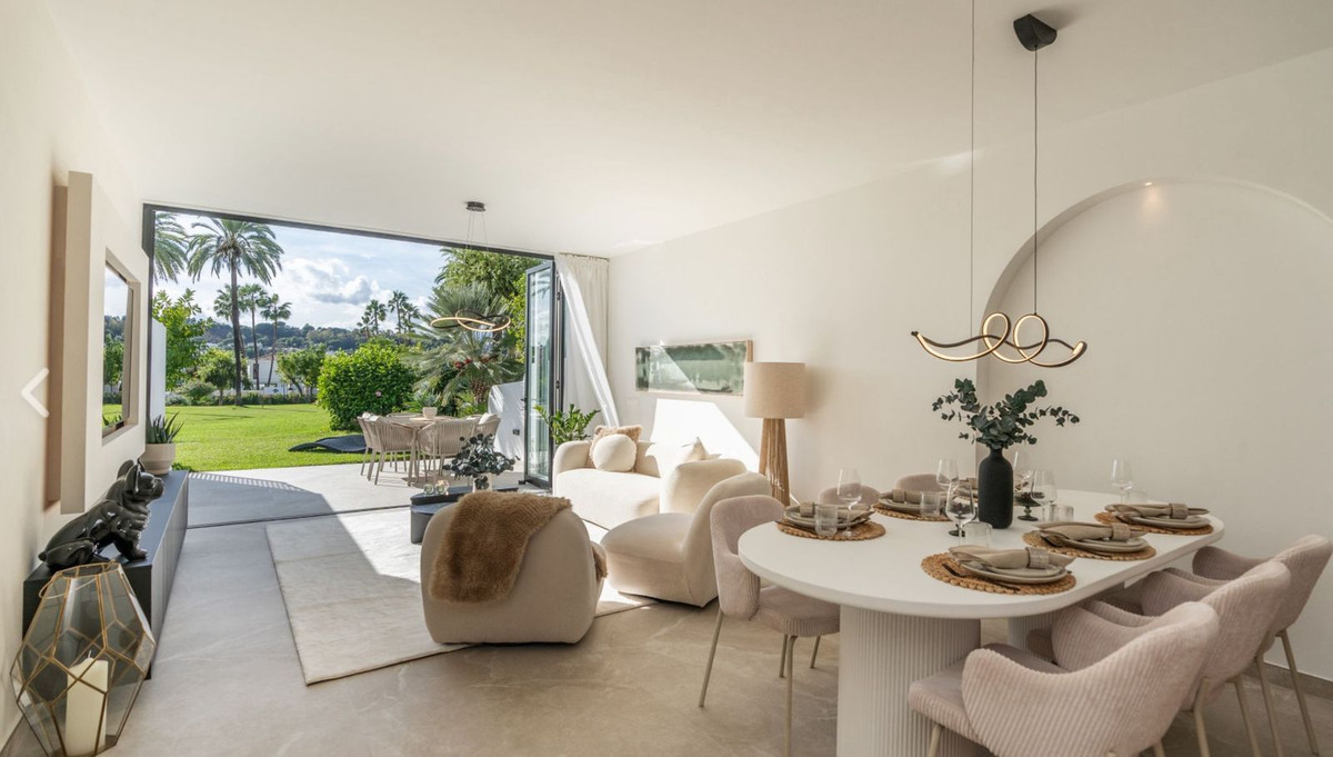 4 bedroom Townhouses for sale in Nueva Andaluc�a – R5370304 4 bedroom Townhouses for sale in Nueva Andaluc�a – R5370304