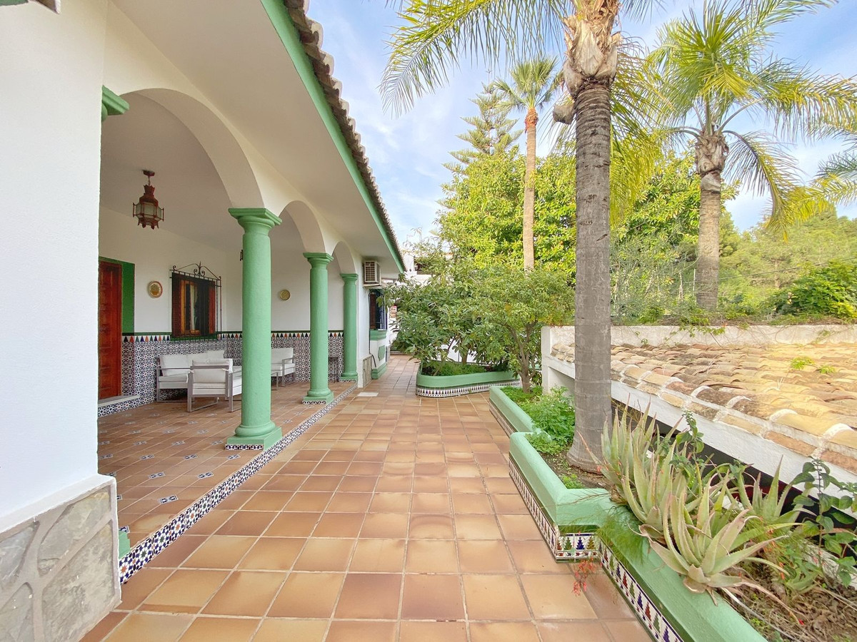 5 bedroom Villas for sale in Marbella – R5157073 5 bedroom Villas for sale in Marbella – R5157073
