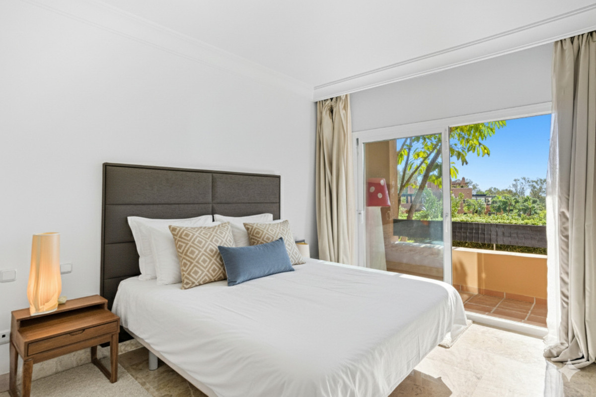 Apartamentos de 2 dormitorios en venta en Nueva Andaluc�a – R5186635 Apartamentos de 2 dormitorios en venta en Nueva Andaluc�a – R5186635