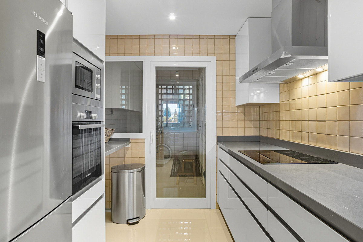 Apartamentos de 2 dormitorios en venta en Nueva Andaluc�a – R5186635 Apartamentos de 2 dormitorios en venta en Nueva Andaluc�a – R5186635