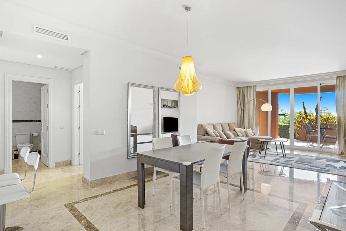 Apartamentos de 2 dormitorios en venta en Nueva Andaluc�a – R5186635 Apartamentos de 2 dormitorios en venta en Nueva Andaluc�a – R5186635