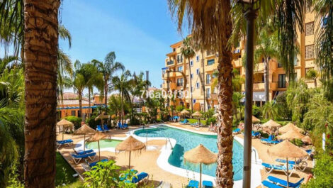 Apartamentos de 3 dormitorios en venta en San Pedro de Alcántara – R5287027