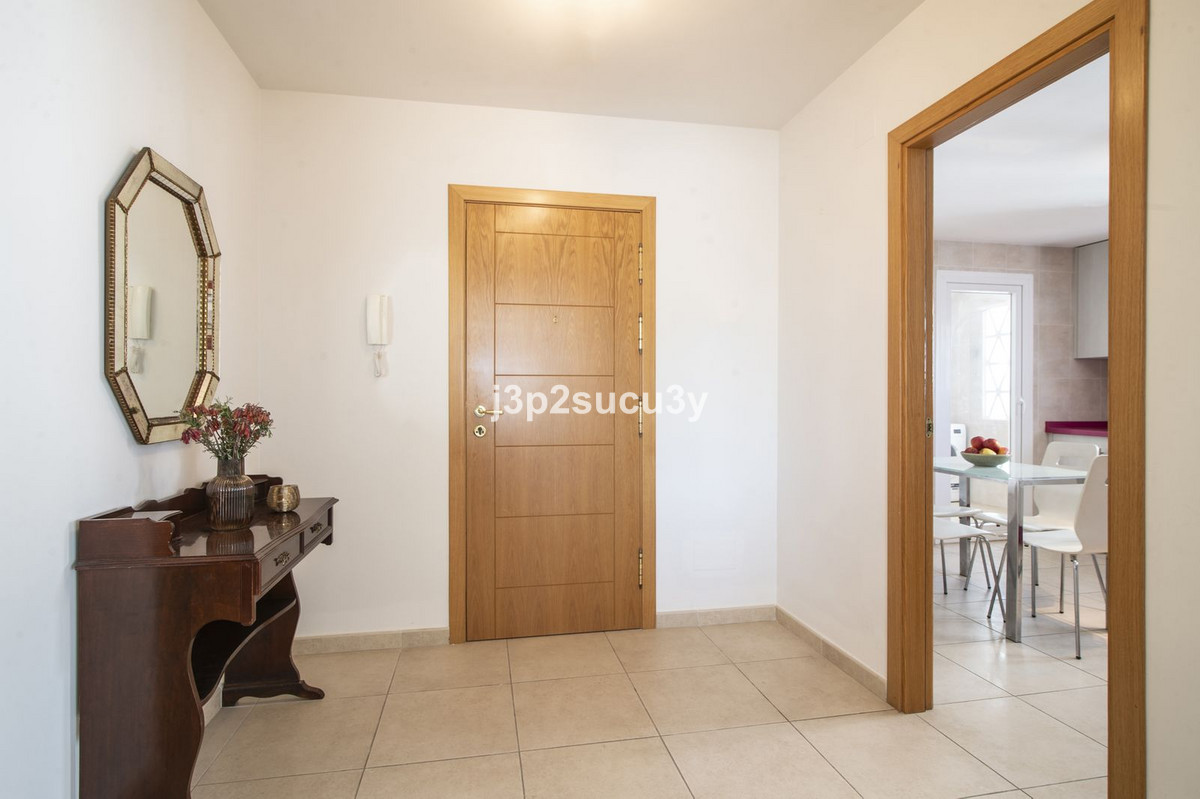 Apartamentos de 4 dormitorios en venta en Nueva Andalucía – R5372620 Apartamentos de 4 dormitorios en venta en Nueva Andalucía – R5372620