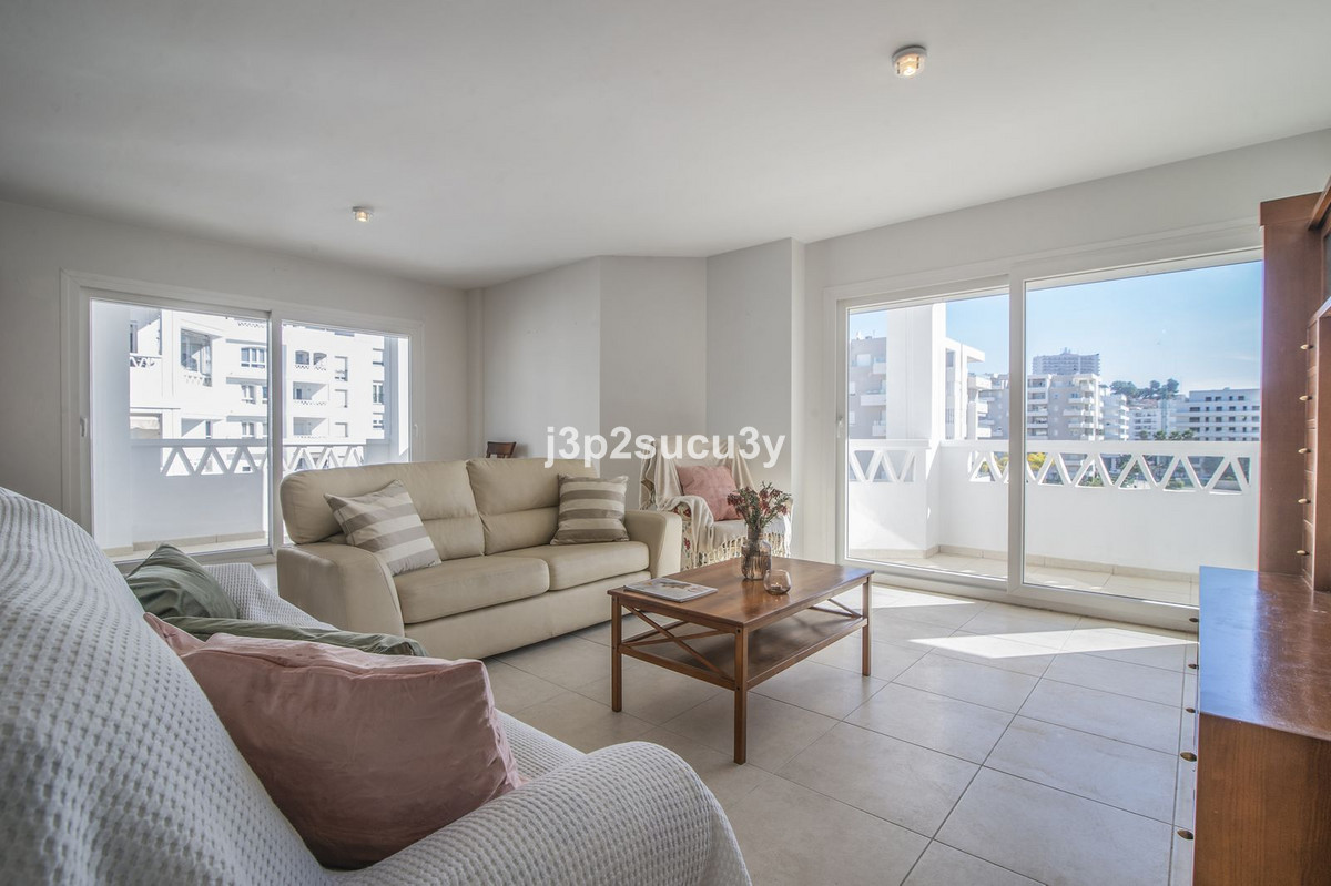 Apartamentos de 4 dormitorios en venta en Nueva Andalucía – R5372620 Apartamentos de 4 dormitorios en venta en Nueva Andalucía – R5372620