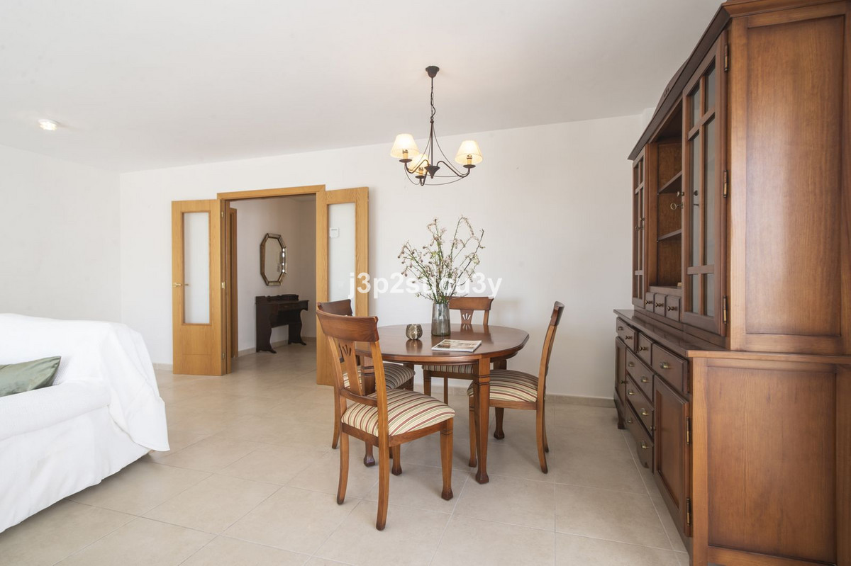 Apartamentos de 4 dormitorios en venta en Nueva Andalucía – R5372620 Apartamentos de 4 dormitorios en venta en Nueva Andalucía – R5372620
