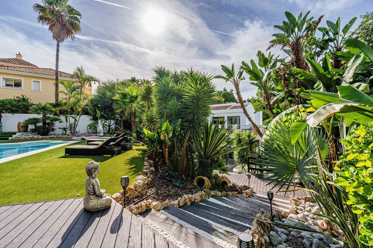 Villas de 5 dormitorios en venta en Marbella – R5372719 Villas de 5 dormitorios en venta en Marbella – R5372719