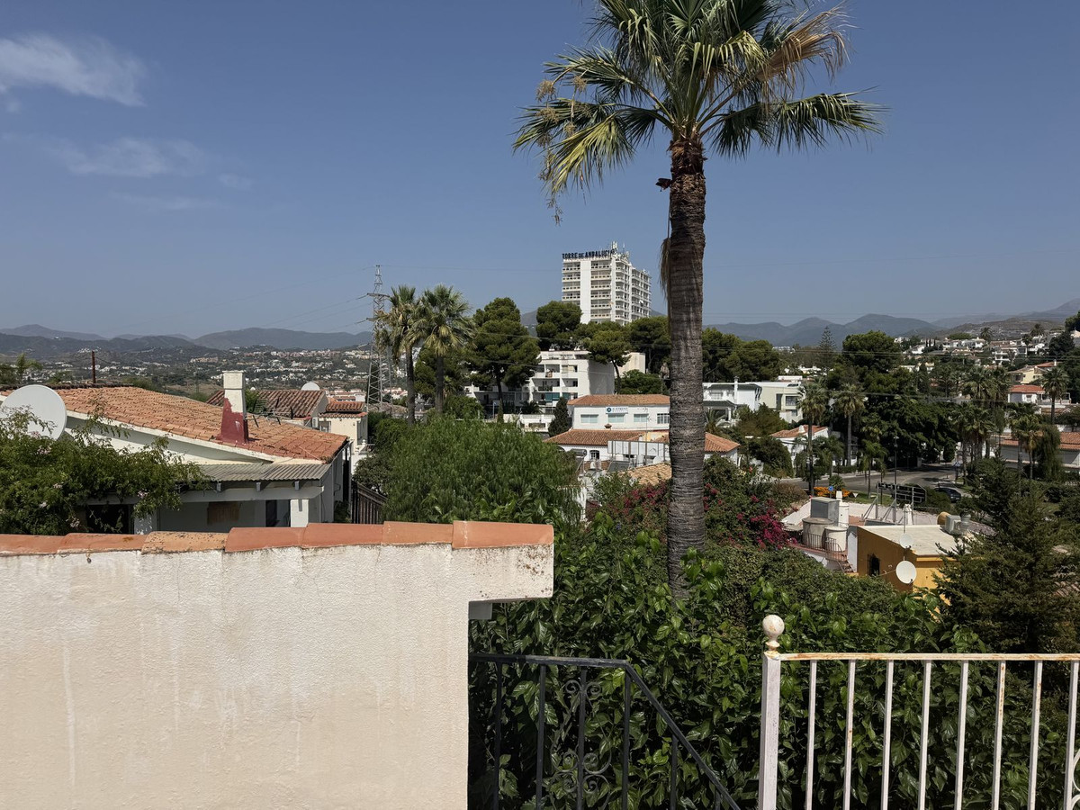 Villas de 6 dormitorios en venta en Nueva Andalucía – R5150923 Villas de 6 dormitorios en venta en Nueva Andalucía – R5150923