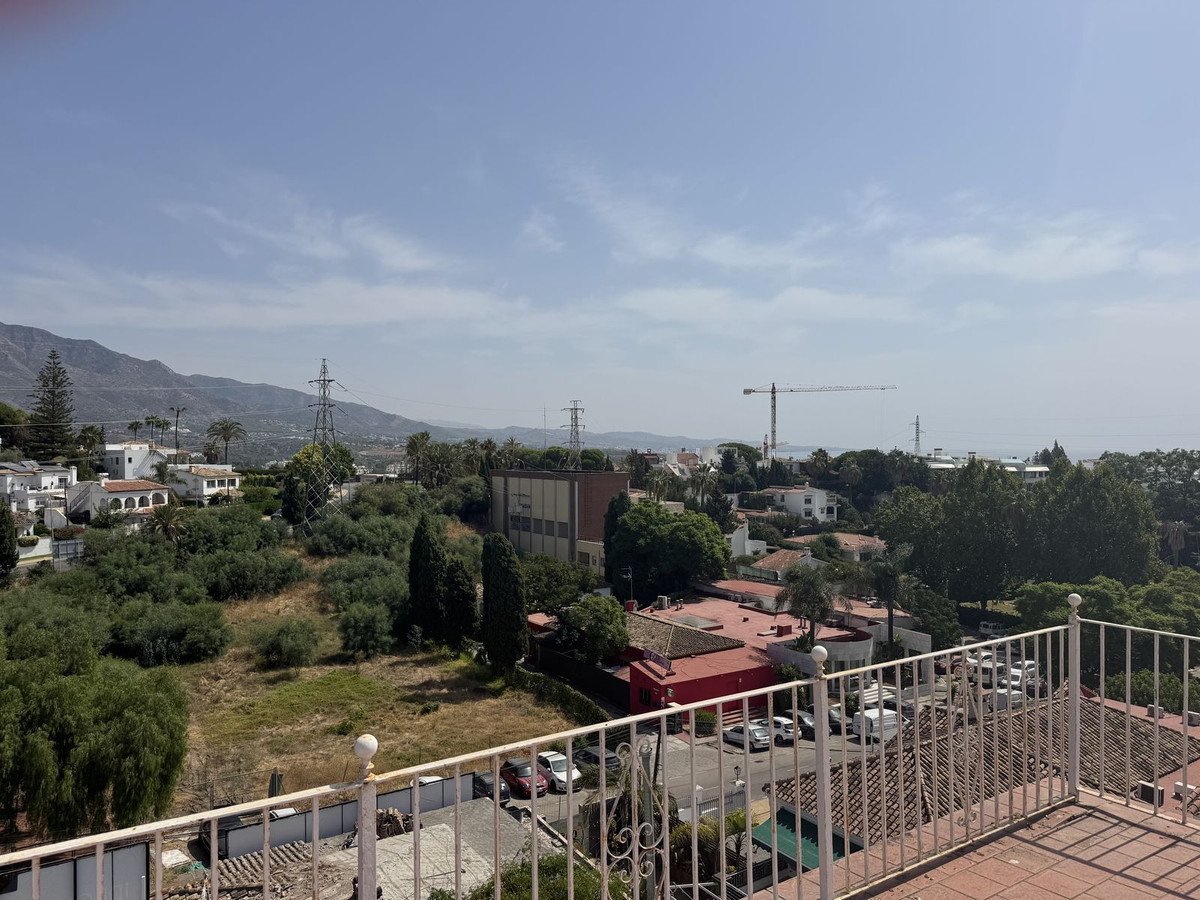 Villas de 6 dormitorios en venta en Nueva Andalucía – R5150923 Villas de 6 dormitorios en venta en Nueva Andalucía – R5150923