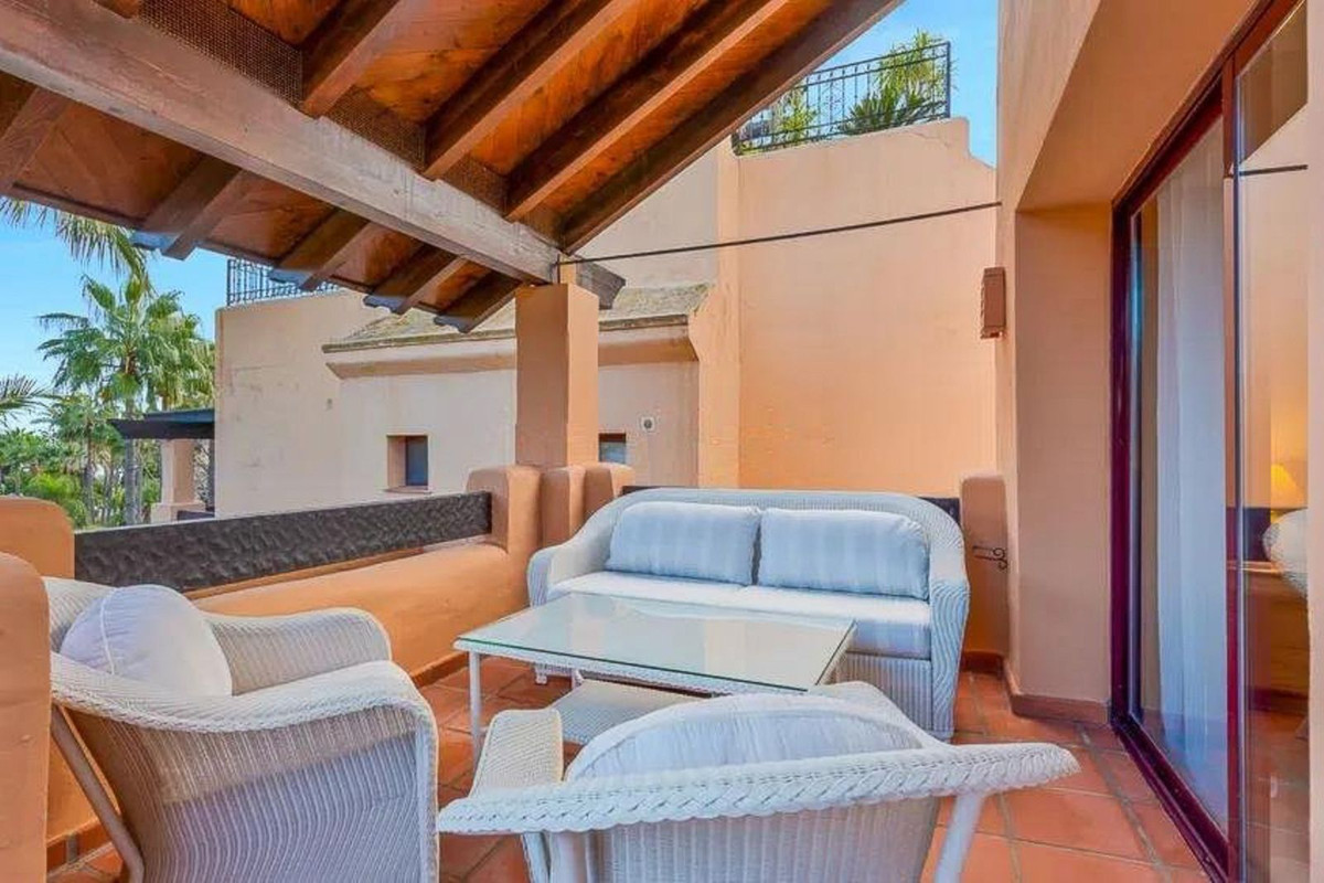 Aticos de 2 dormitorios en venta en San Pedro de Alc�ntara – R5286829 Aticos de 2 dormitorios en venta en San Pedro de Alc�ntara – R5286829