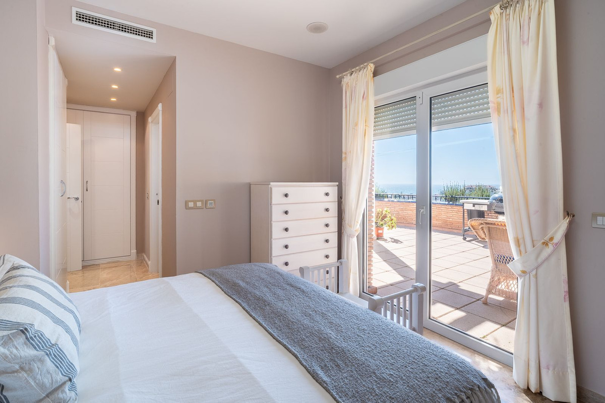 3 bedroom Penthouses for sale in Riviera del Sol – R5388826 3 bedroom Penthouses for sale in Riviera del Sol – R5388826