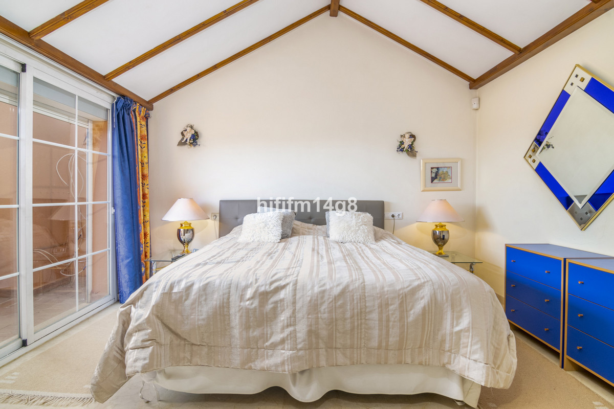 Aticos de 3 dormitorios en venta en Nueva Andalucía – R4908238 Aticos de 3 dormitorios en venta en Nueva Andalucía – R4908238
