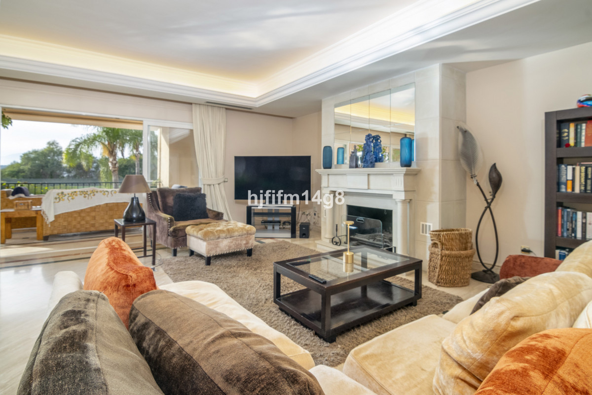 3 bedroom Apartments for sale in Milla de Oro – R4644601 3 bedroom Apartments for sale in Milla de Oro – R4644601
