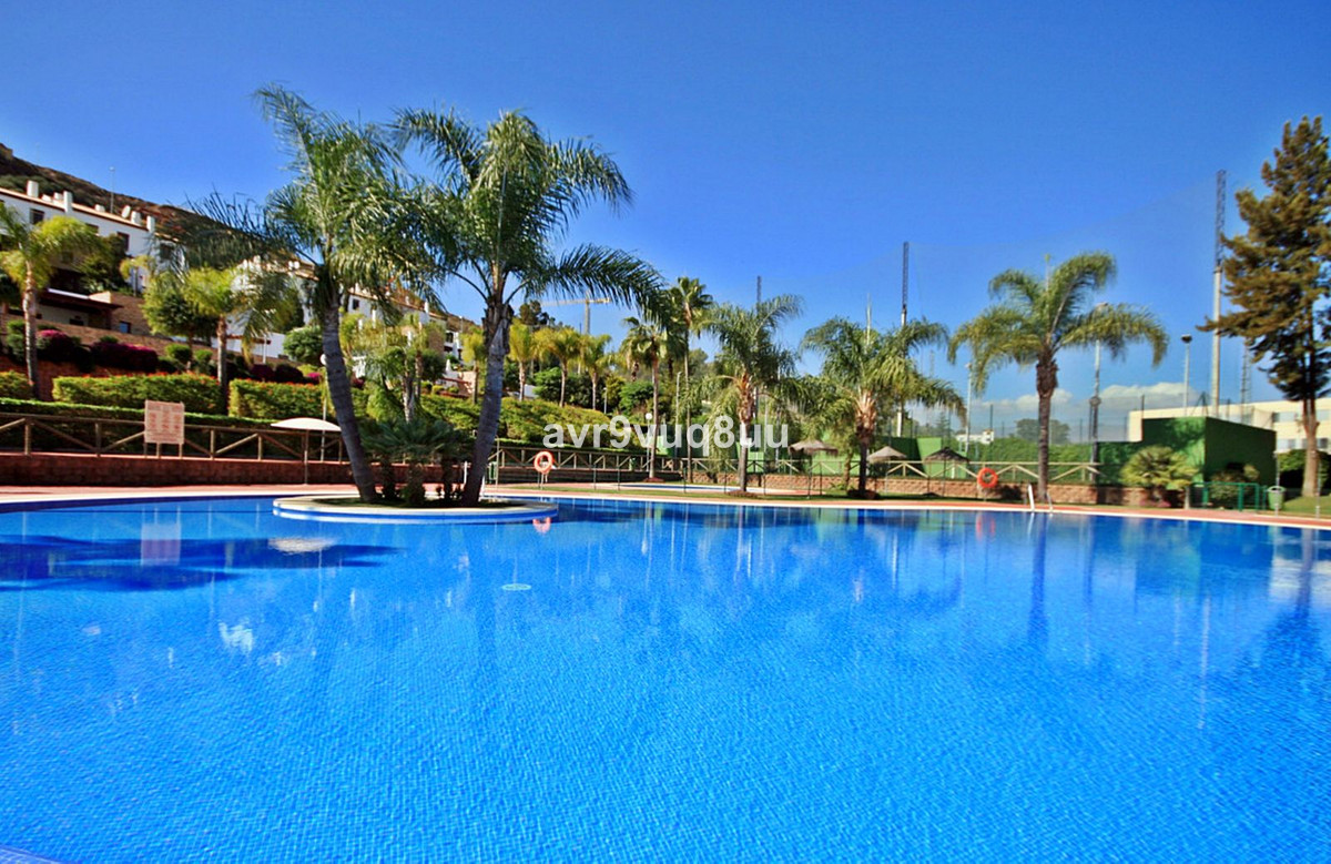 Apartamentos de 2 dormitorios en venta en La Cala de Mijas – R5212837 Apartamentos de 2 dormitorios en venta en La Cala de Mijas – R5212837