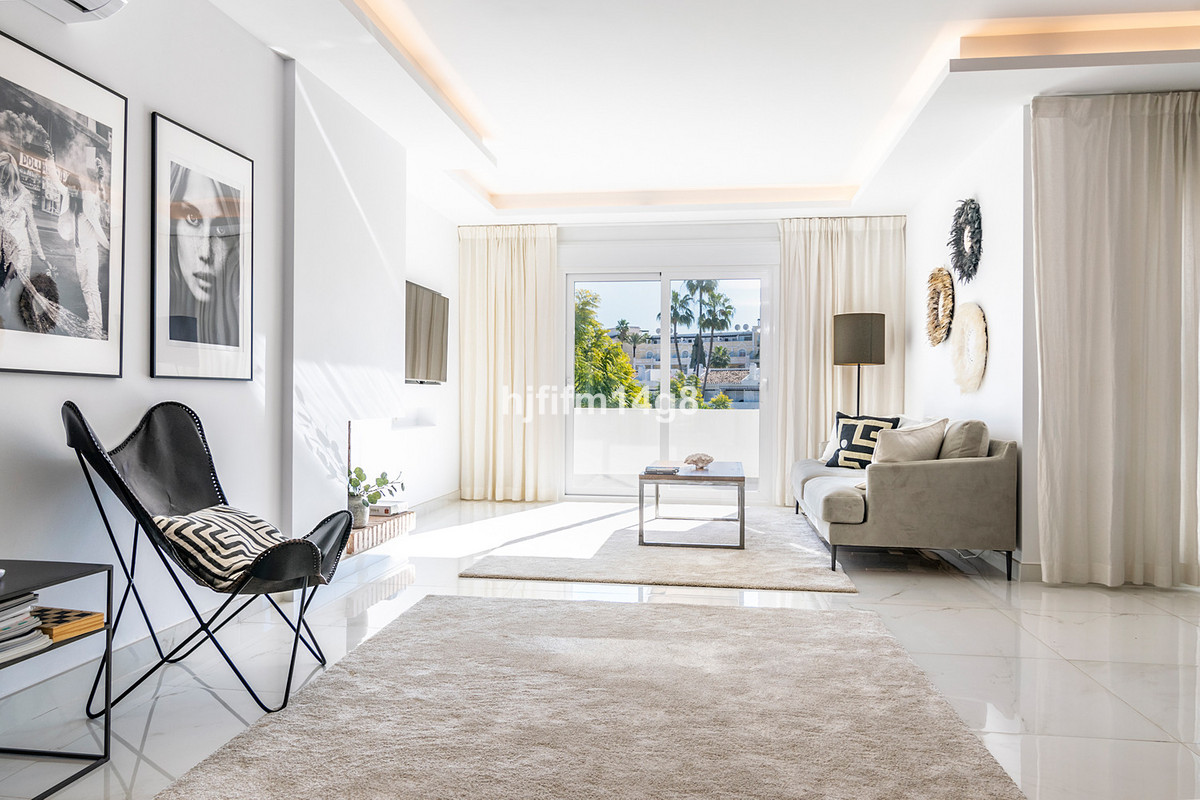 3 bedroom Penthouses for sale in Nueva Andaluc�a – R5330041 3 bedroom Penthouses for sale in Nueva Andaluc�a – R5330041