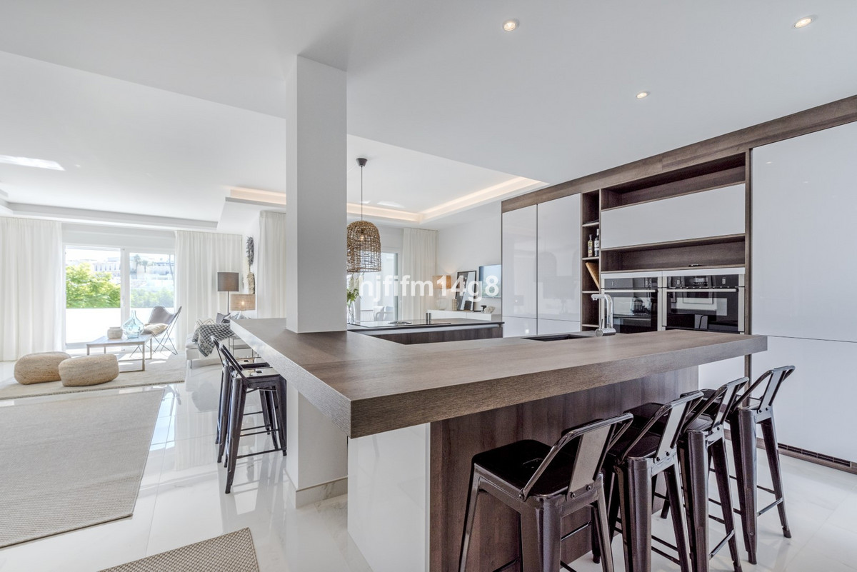 3 bedroom Penthouses for sale in Nueva Andaluc�a – R5330041 3 bedroom Penthouses for sale in Nueva Andaluc�a – R5330041
